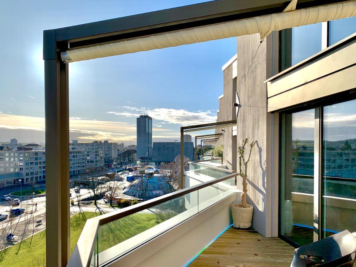 Central & Elegant Room In Biel Exterior photo